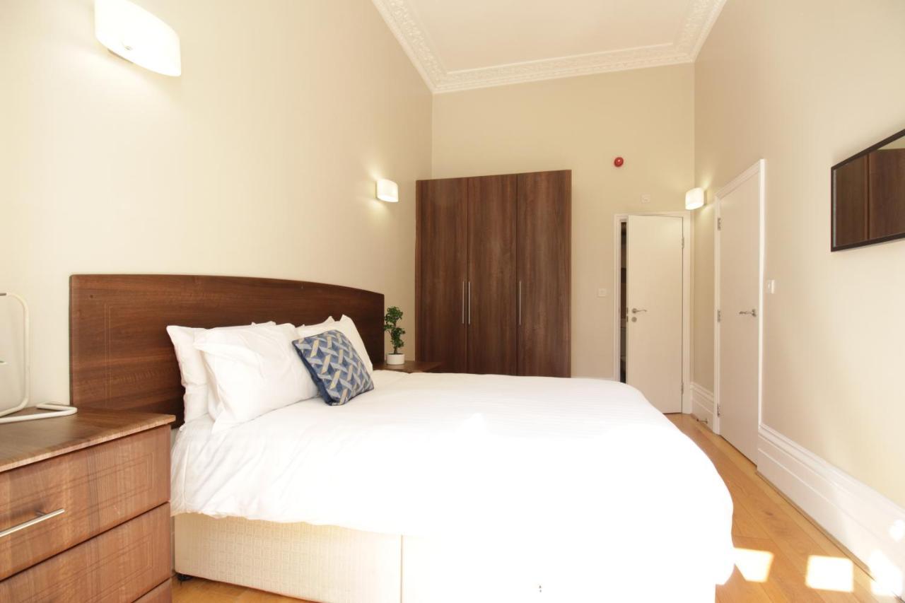 Queen Victoria Apartment London
