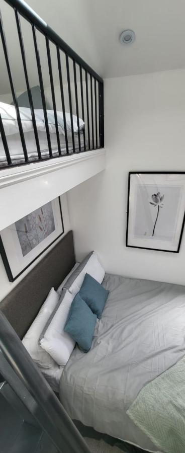 Stunning New Build Mezzanine Style Apartment *