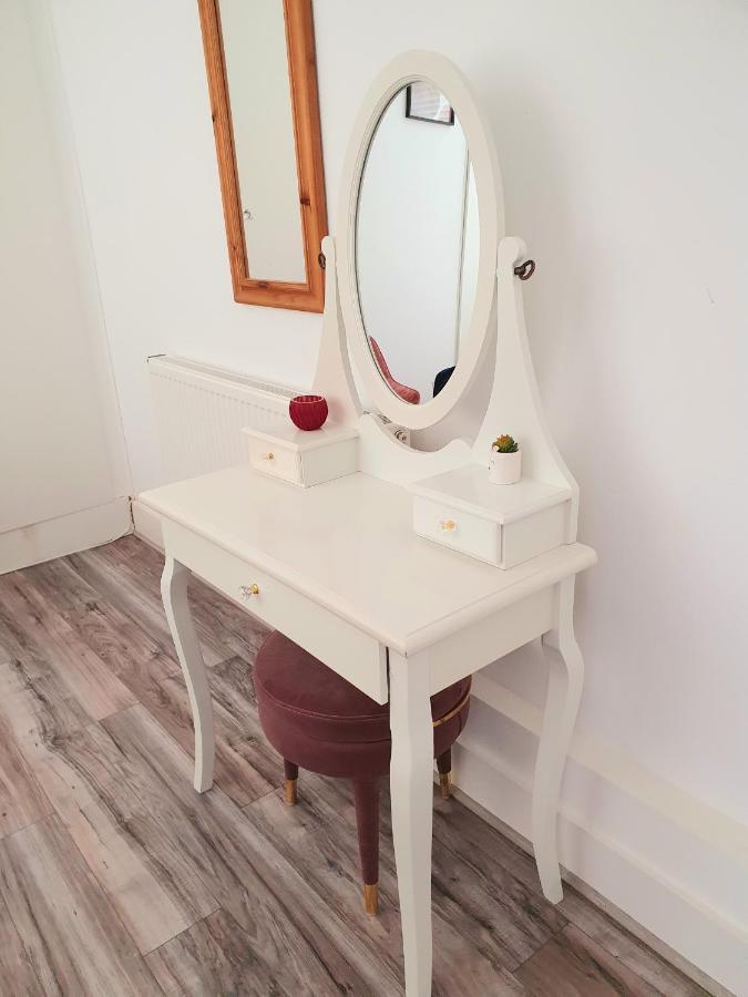 Wimbledon Ideal 1 Bedroom Ground Floor With Garden *