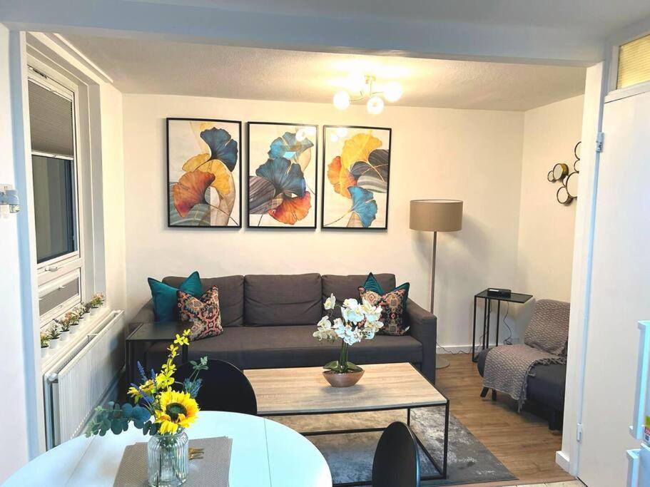 Fw Haute Apartments: Pet-friendly Duplex With Free Parking London