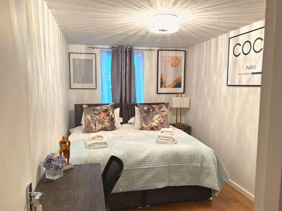 Apartment Fw Haute Apartments: Pet-friendly Duplex With Free Parking London