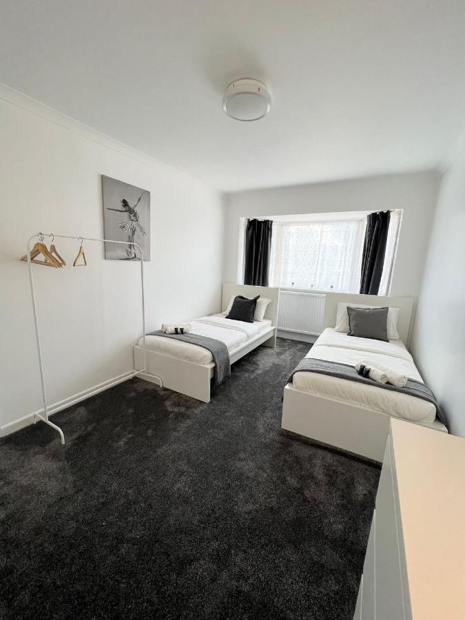 Stunning Flat In Greater Casa de hóspedes Londres
