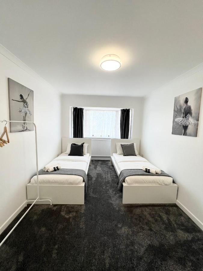 Stunning Flat In Greater Casa de hóspedes