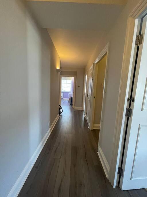 2 Bed Flat Outside Liverpool Street Station! Apartamento *