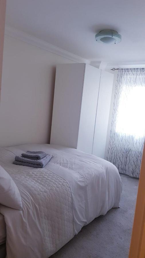 Apartment Lovely 2 Bedroom Flat In The Heart Of Water Wimbledon