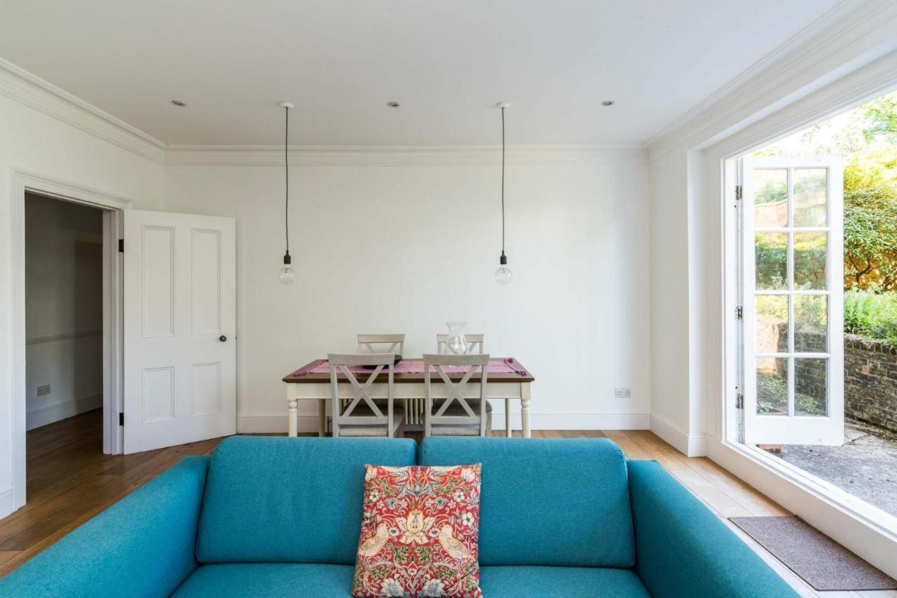 Fantastic 3 Bedroom Flat West Hampstead London