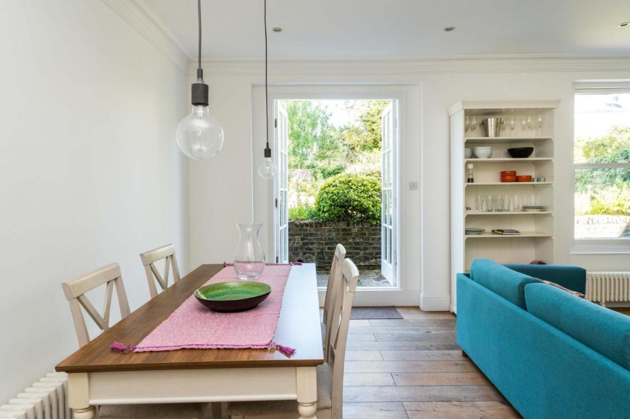 Fantastic 3 Bedroom Flat West Hampstead Apartment