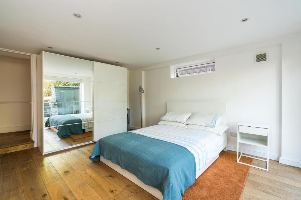 Apartment Fantastic 3 Bedroom Flat West Hampstead