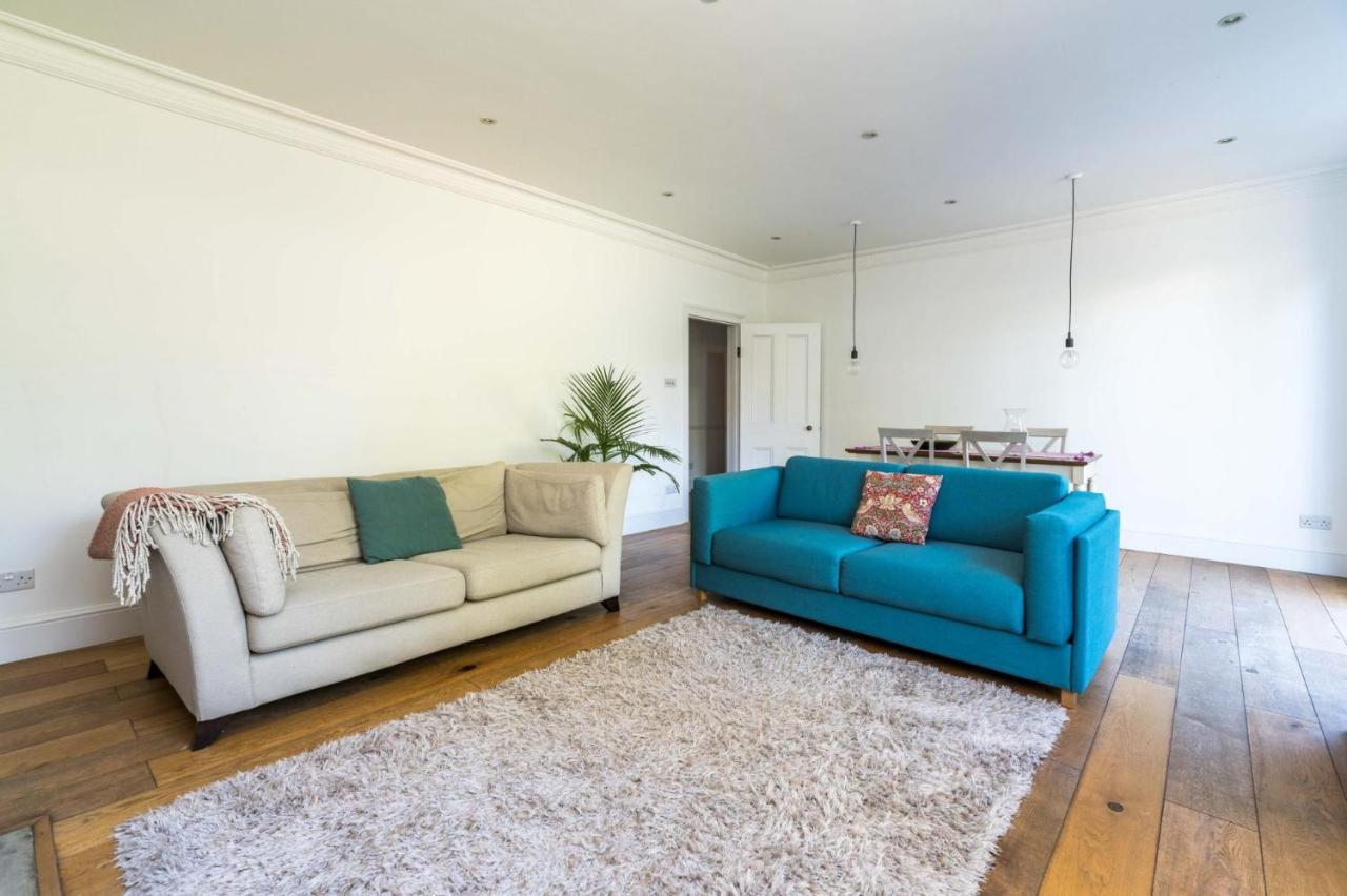 Apartment Fantastic 3 Bedroom Flat West Hampstead *
