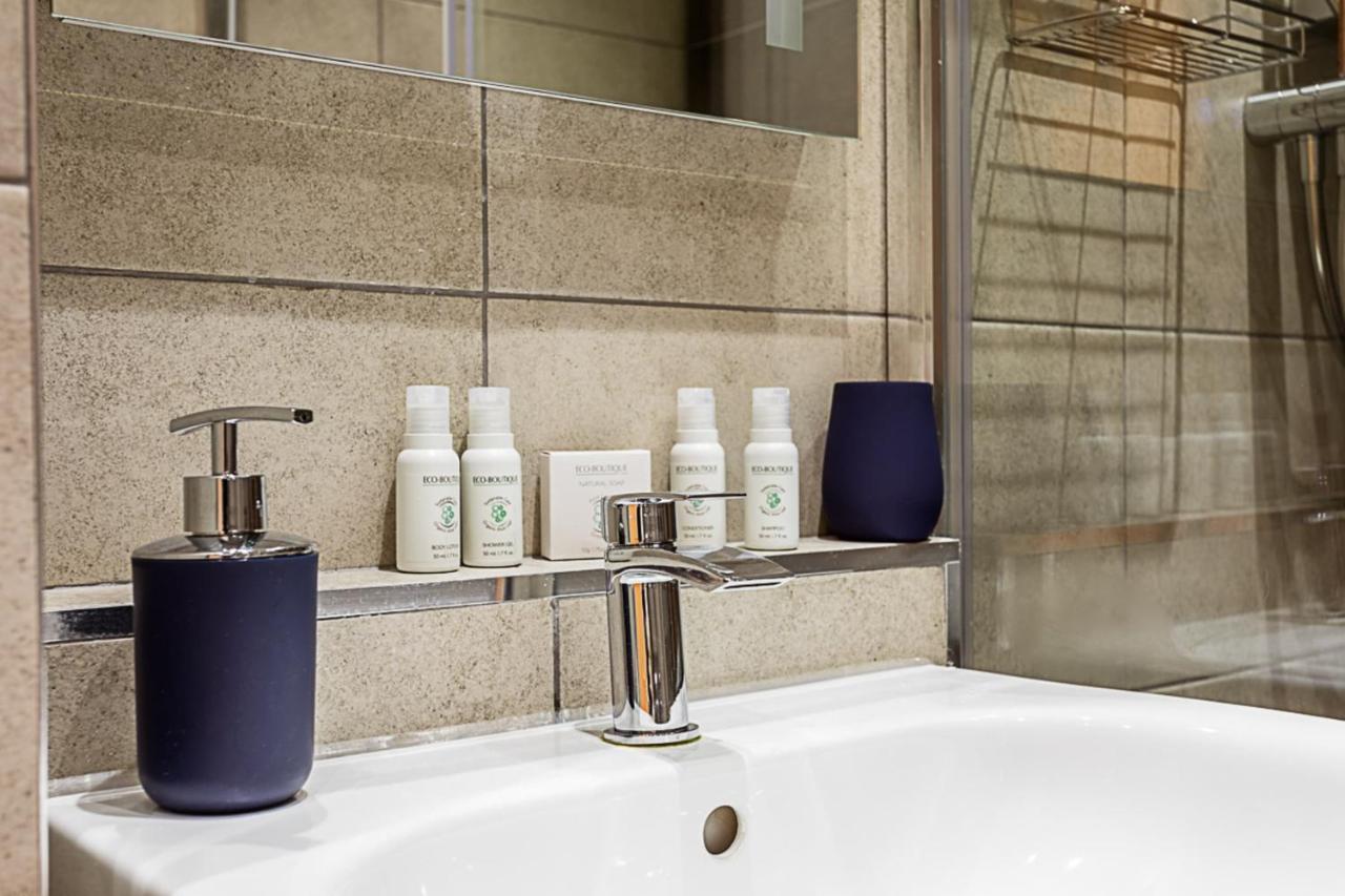 Modern Bayswater Flat