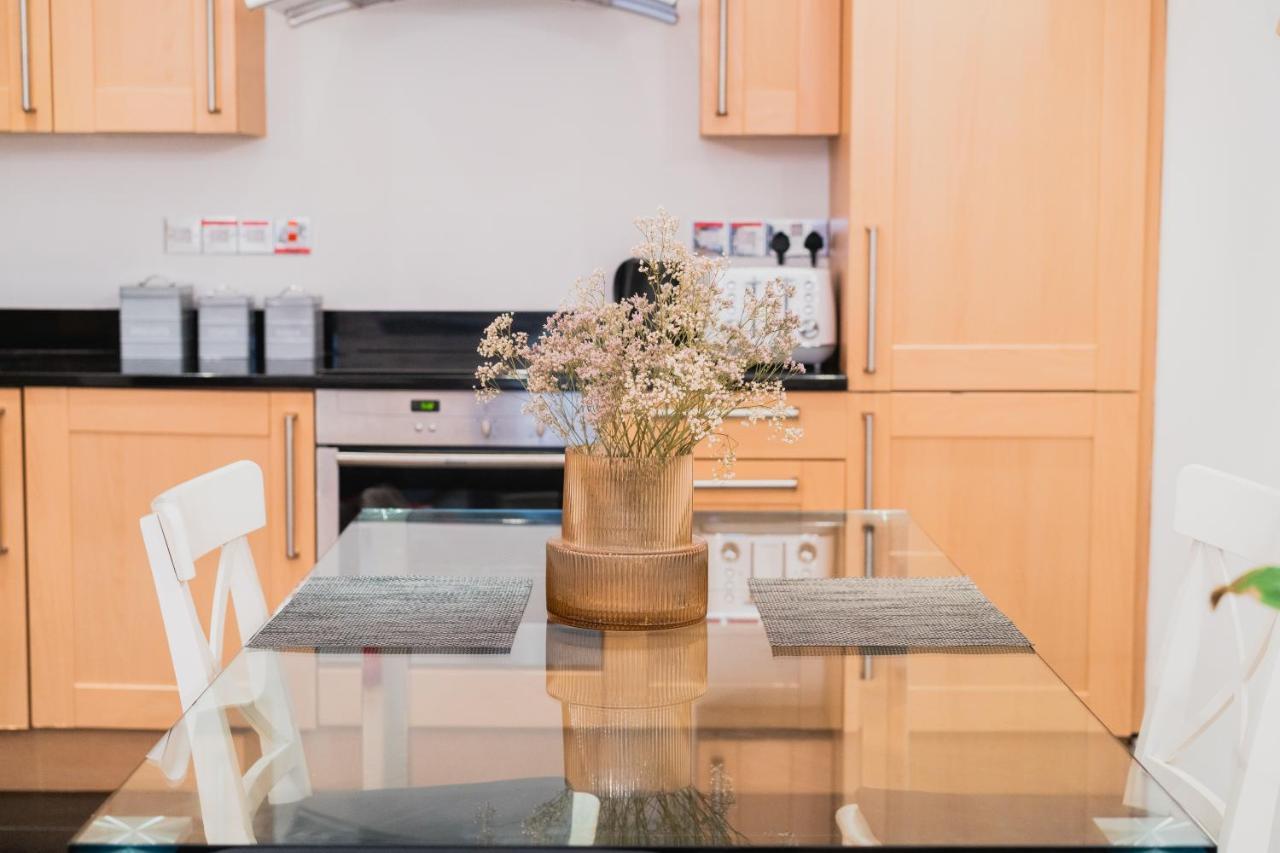 Covent Garden 2-bedroom Apartment London