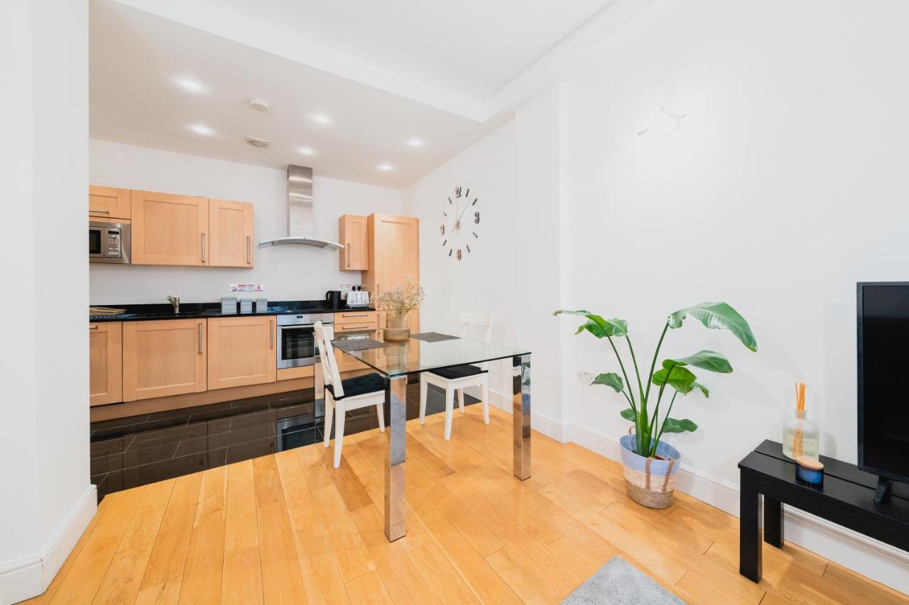 Apartment Covent Garden 2-bedroom London