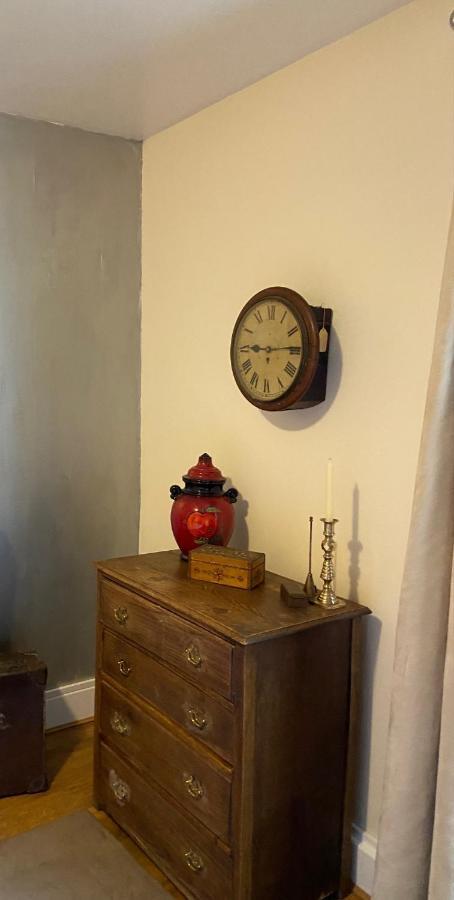 Great In An Uber Cool Flat! Bridge * London