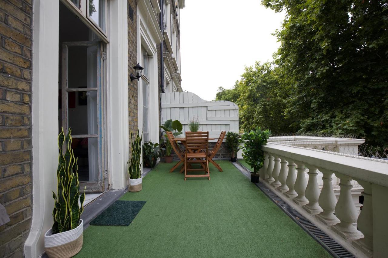 Large 2 Beds Flat Overlooking Clapham Common Park Apartment *