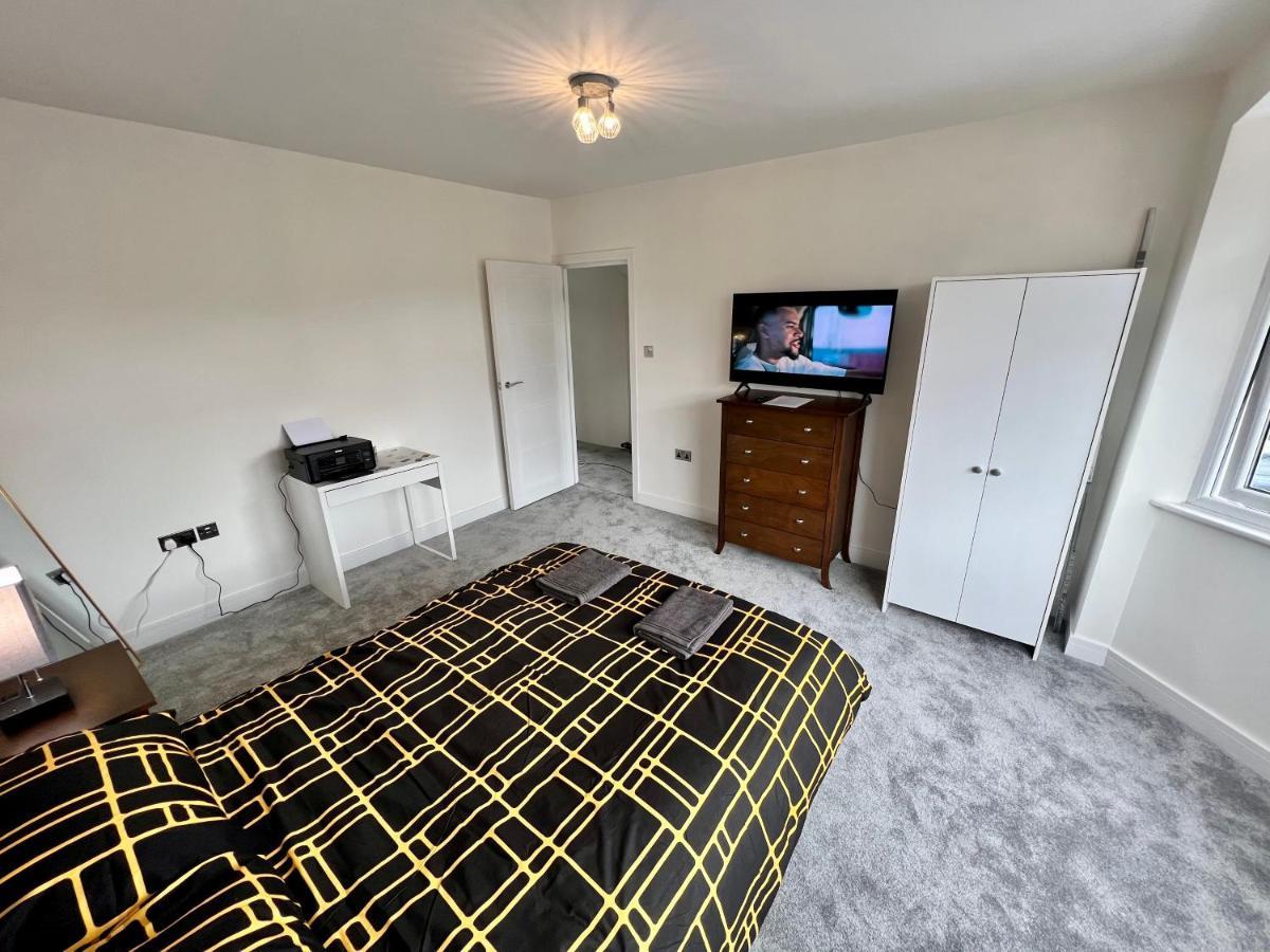 Wembley Stadium 5 Star Brand New Luxury Sleeps 14 With Parking London