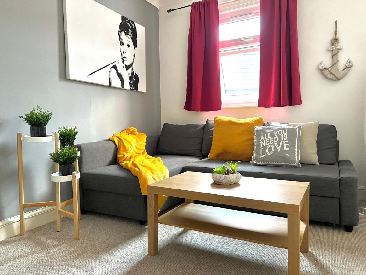 The Peachy-homey The Heart Of Trendy Brixton Apartment *