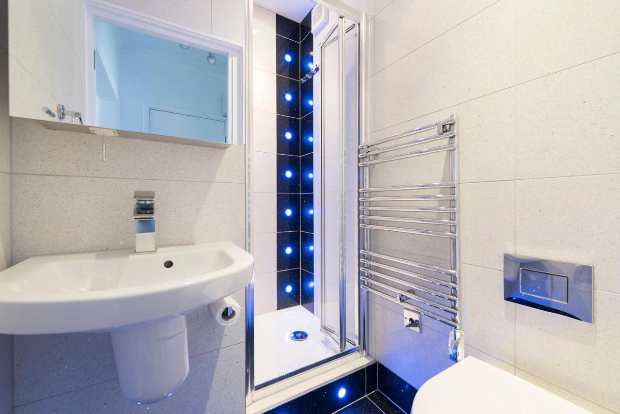 Cosy Flat On Oxford Circus, Central *