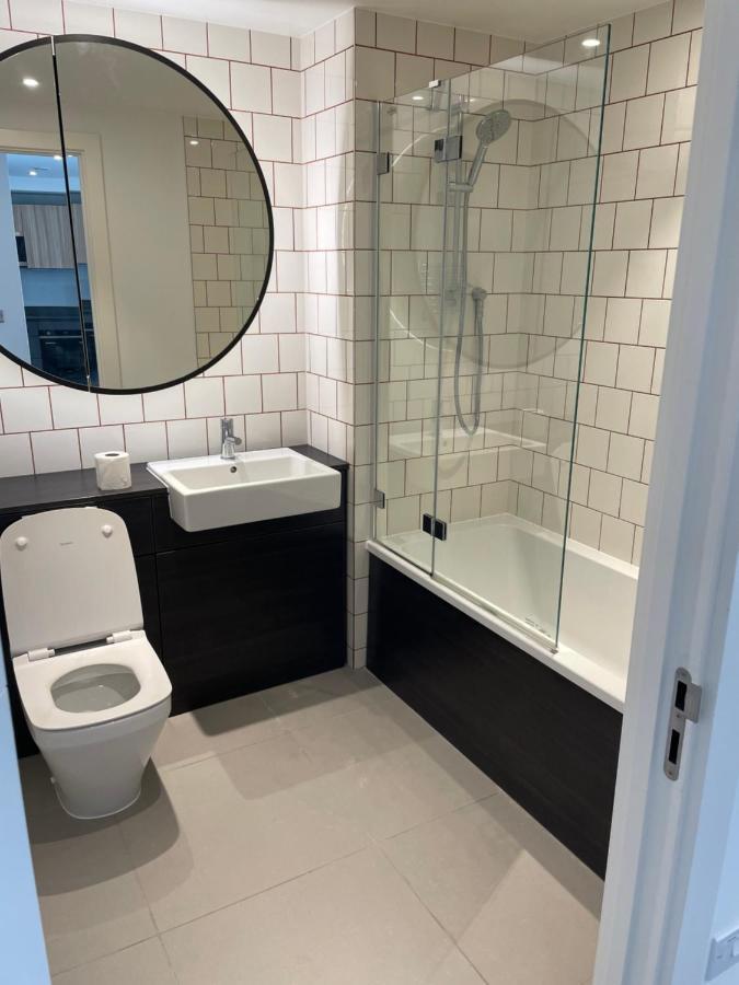 Apartment Royal Wharf London