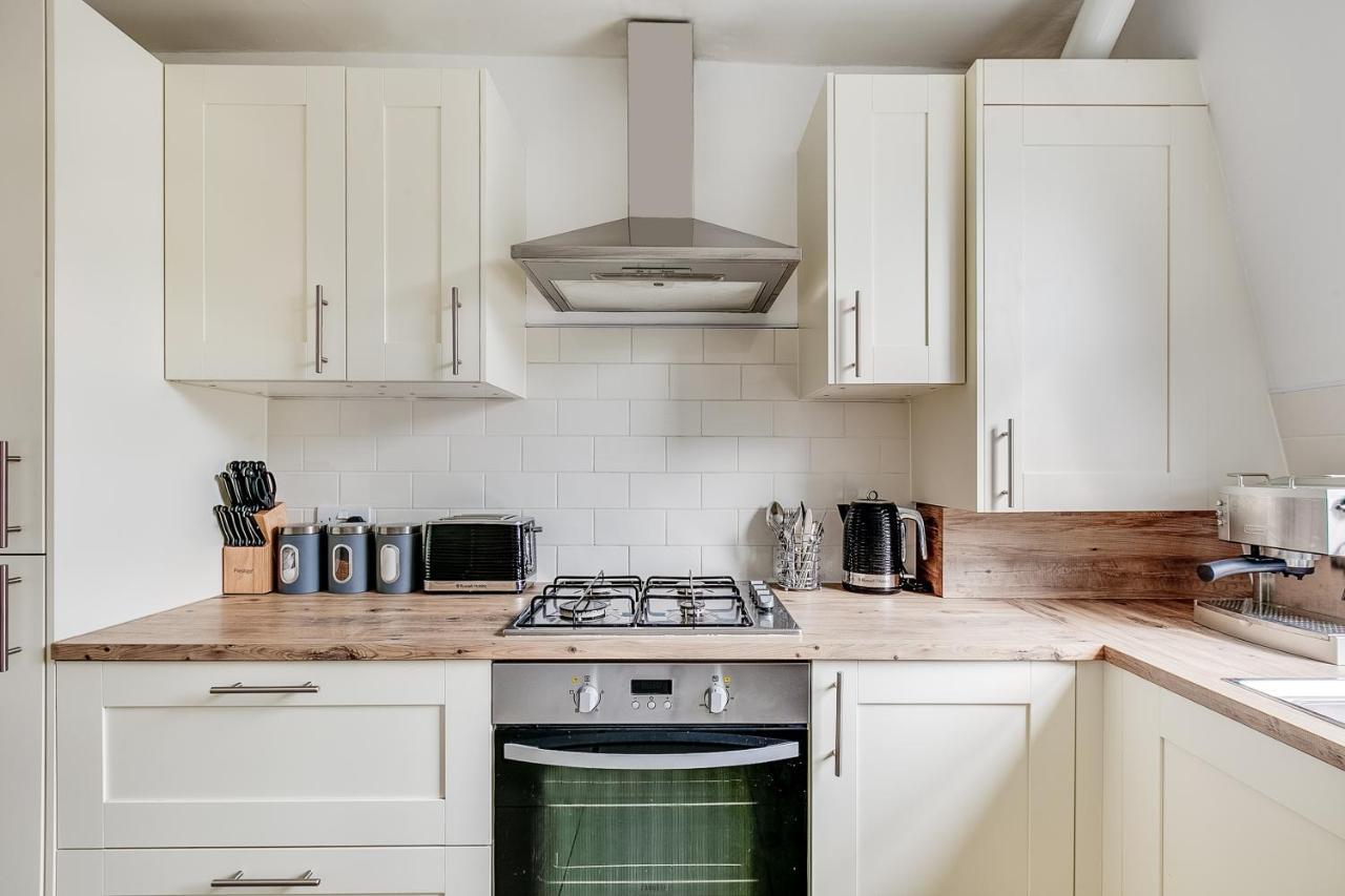 Apartment Modern 2 Bed In Central London, Kensington