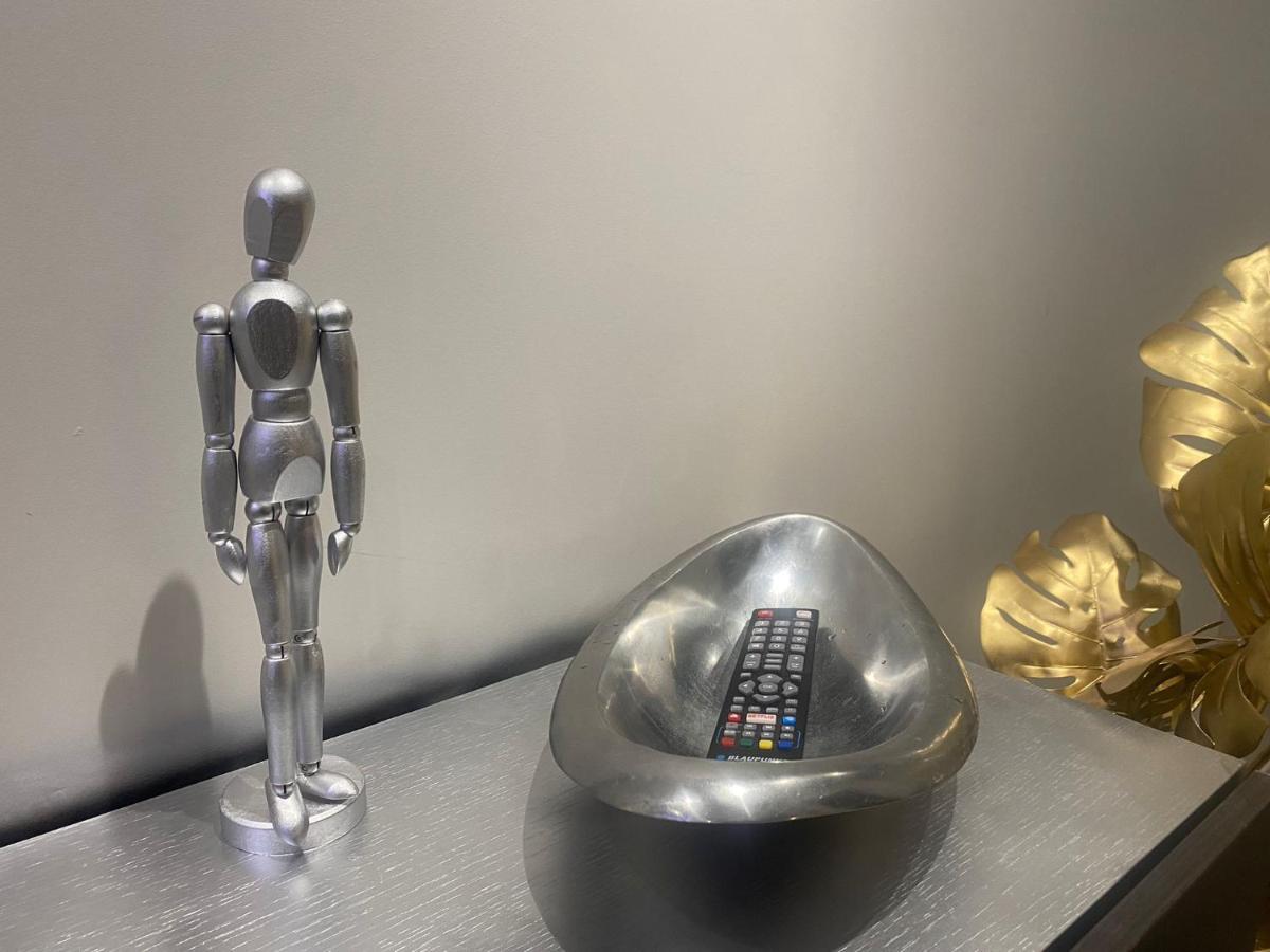 New Luxury Cyberpunk 1bed Studio Serviced Notting Hill Free Wifi & Netflix Location Perfect For Solo & Coupled Guests Londres