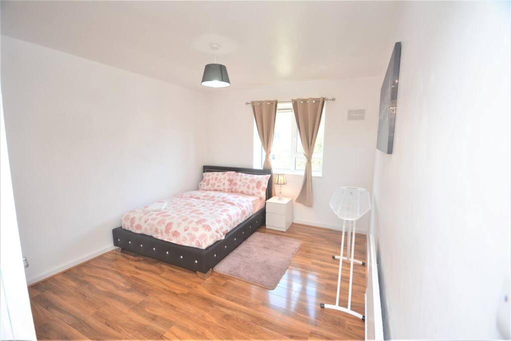 Apartment Zone 2 Two Bedroom London