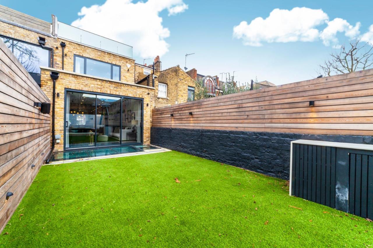 Luxury 3 Bedroom House With Garden Next To Battersea Park London