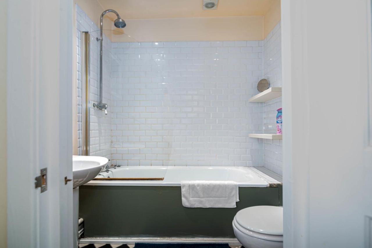 Guestready - Former Pub-turned-one Bedroom Flat
