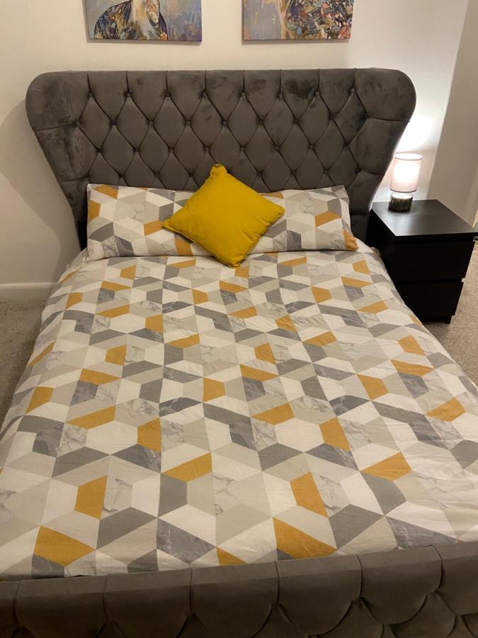 Lovely, Recently Refurbished Four Bedroom House..