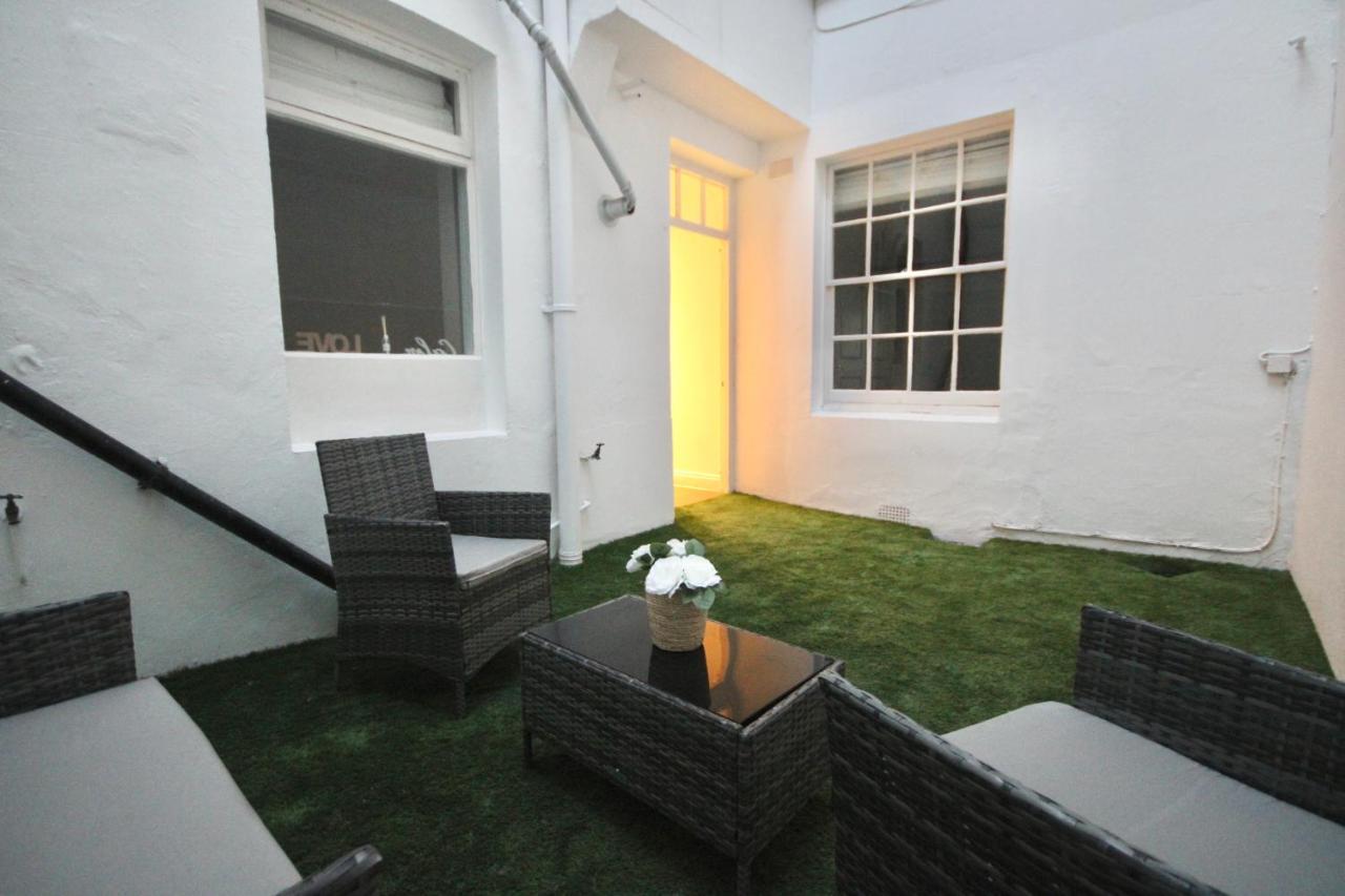 Superb Flat Near Victoria Station London