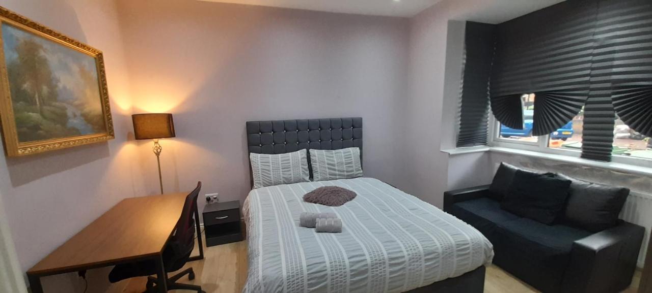 Homestay Comfy Fenia London