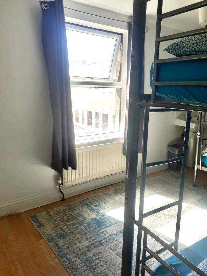Albergue Nx London Hostel
