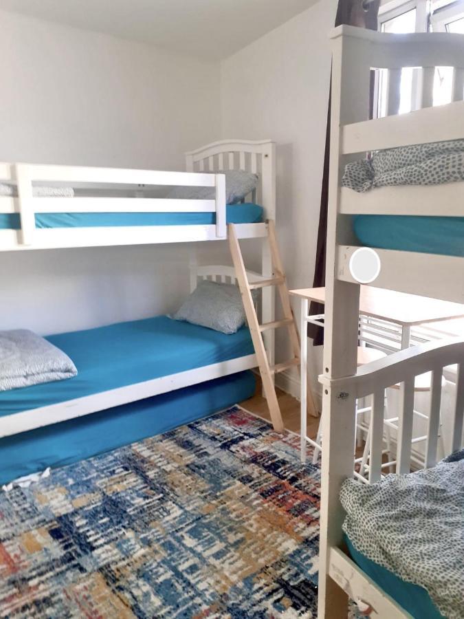 Nx London Hostel *