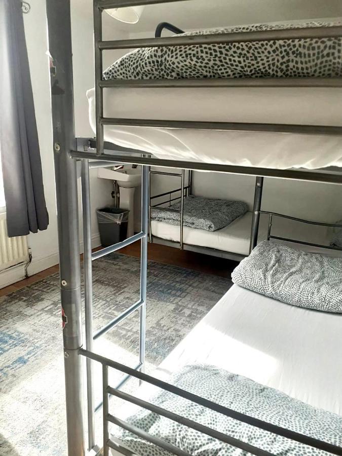 Nx London Hostel Albergue *
