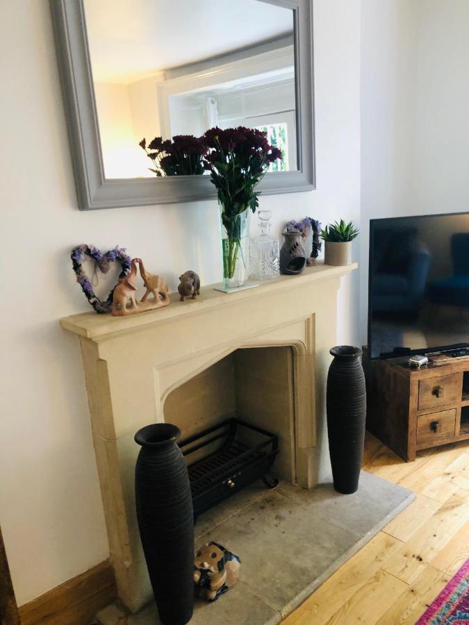 2 Bedroom Close To Camden Town Apartment