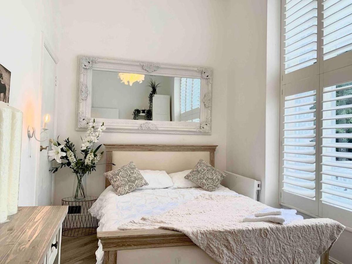 Apartment 2-4 Bedroom 2 Roof Terraces Prime Notting Hill *
