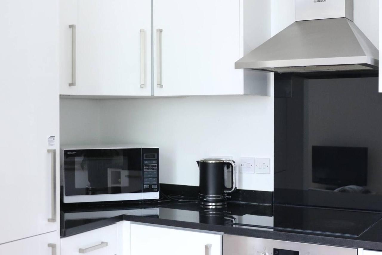 2-4 Bedroom 2 Roof Terraces Prime Notting Hill Apartment