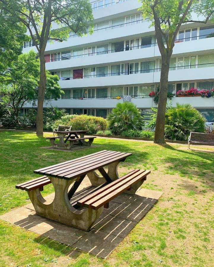 Garden Beautiful Cozy Flat , Recent Decorated. Apartamento Londres