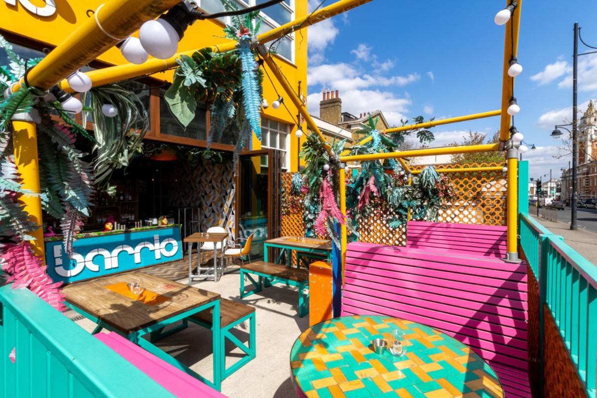 The Peachy-homey The Heart Of Trendy Brixton Apartment London