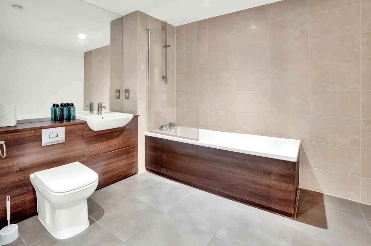 2 Bedroom In The Heart Of Greater Apartment *