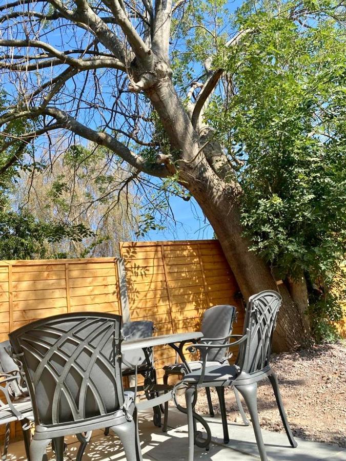 Wembley Luxury Residence- Opulence House Holiday home London