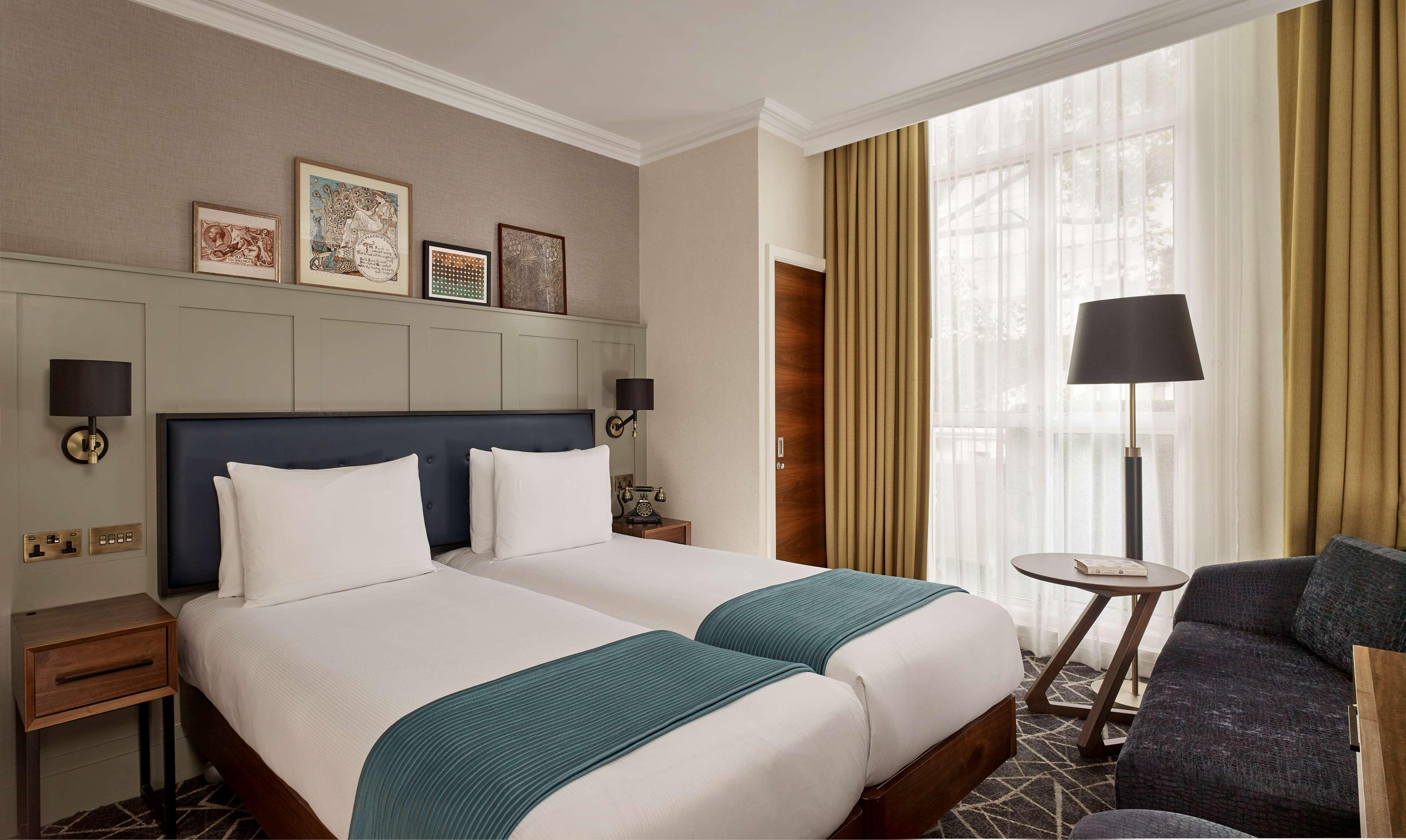 100 Queens Gate Hotel, Curio Collection By Hilton Hotel London