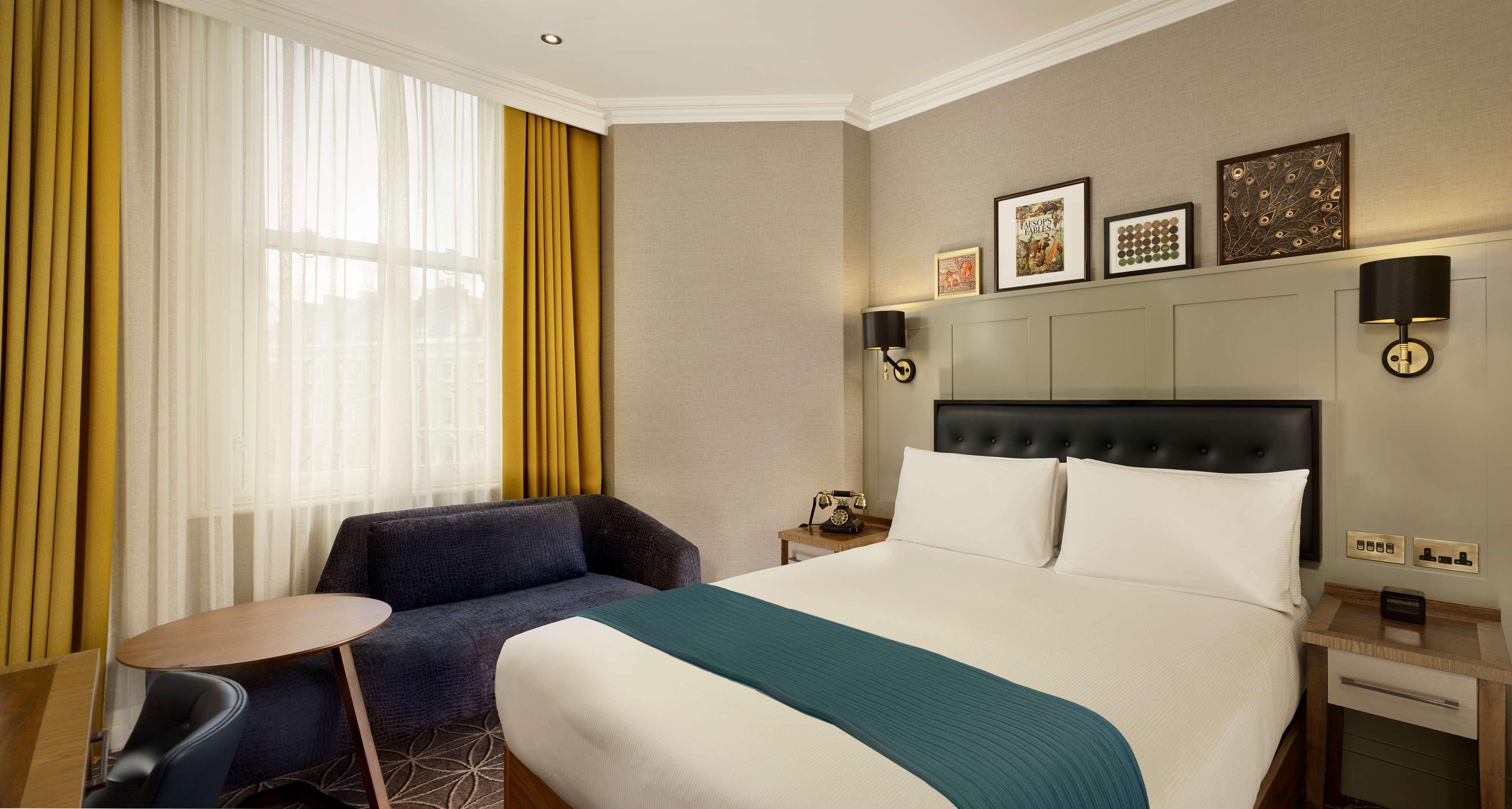 100 Queens Gate Hotel, Curio Collection By Hilton 5*