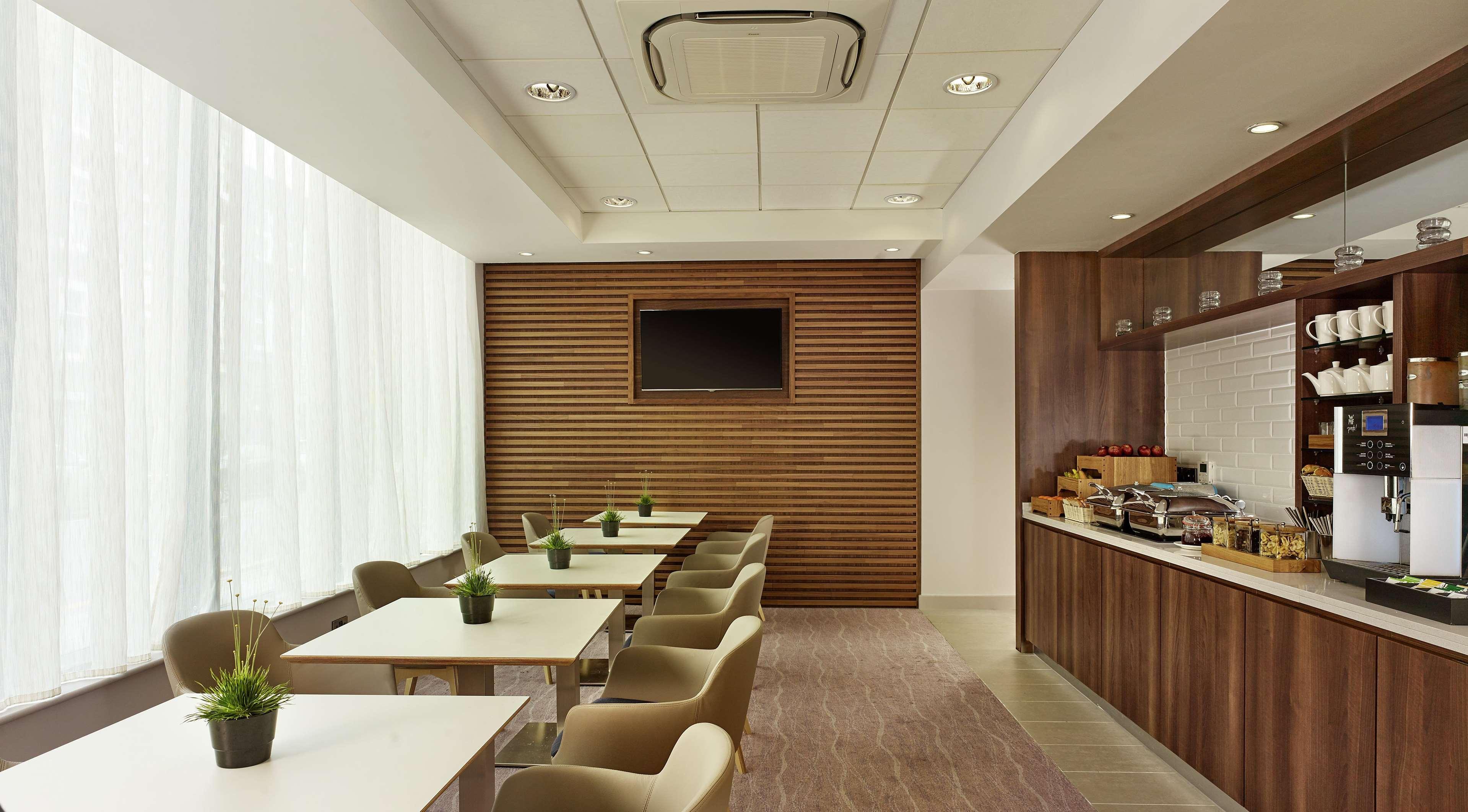 Hotel Doubletree By Hilton Angel Kings Cross London