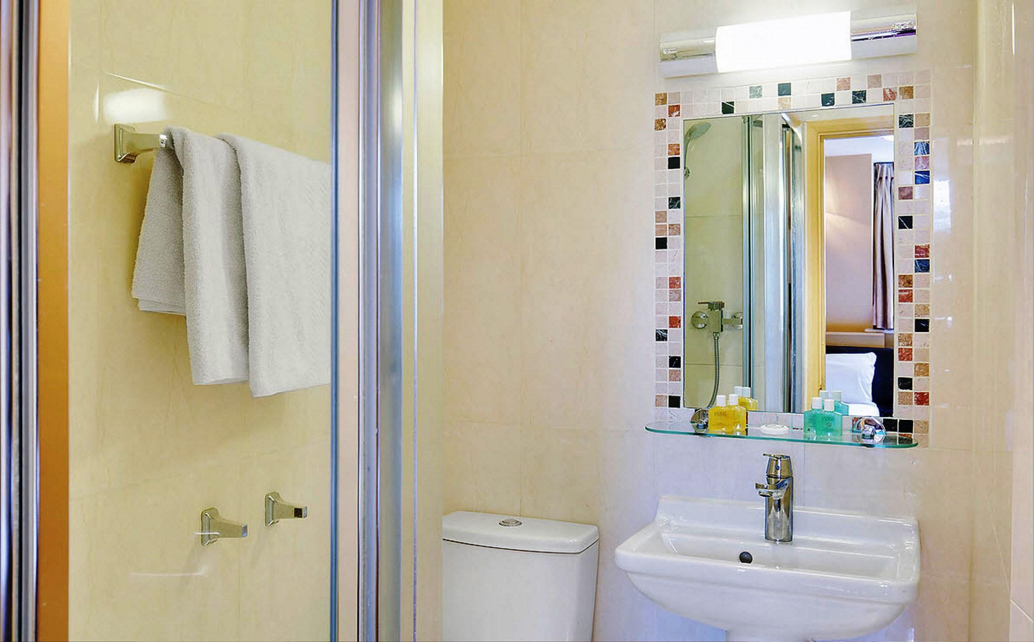 Craven Hotel 3*