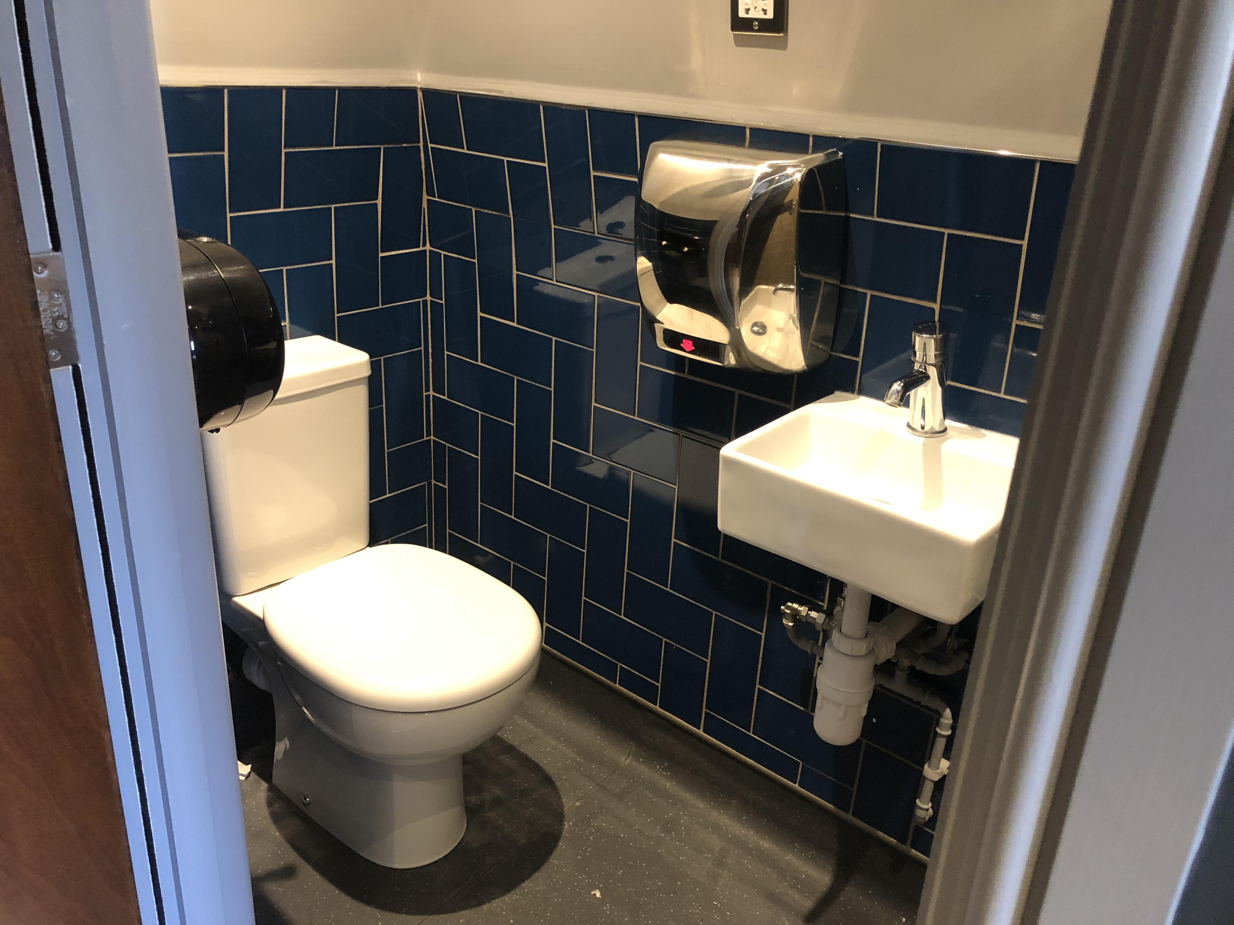 Publove @ The Steam Engine,waterloo Hostel London