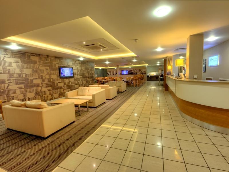 Express Limehouse By Ihg Hotel