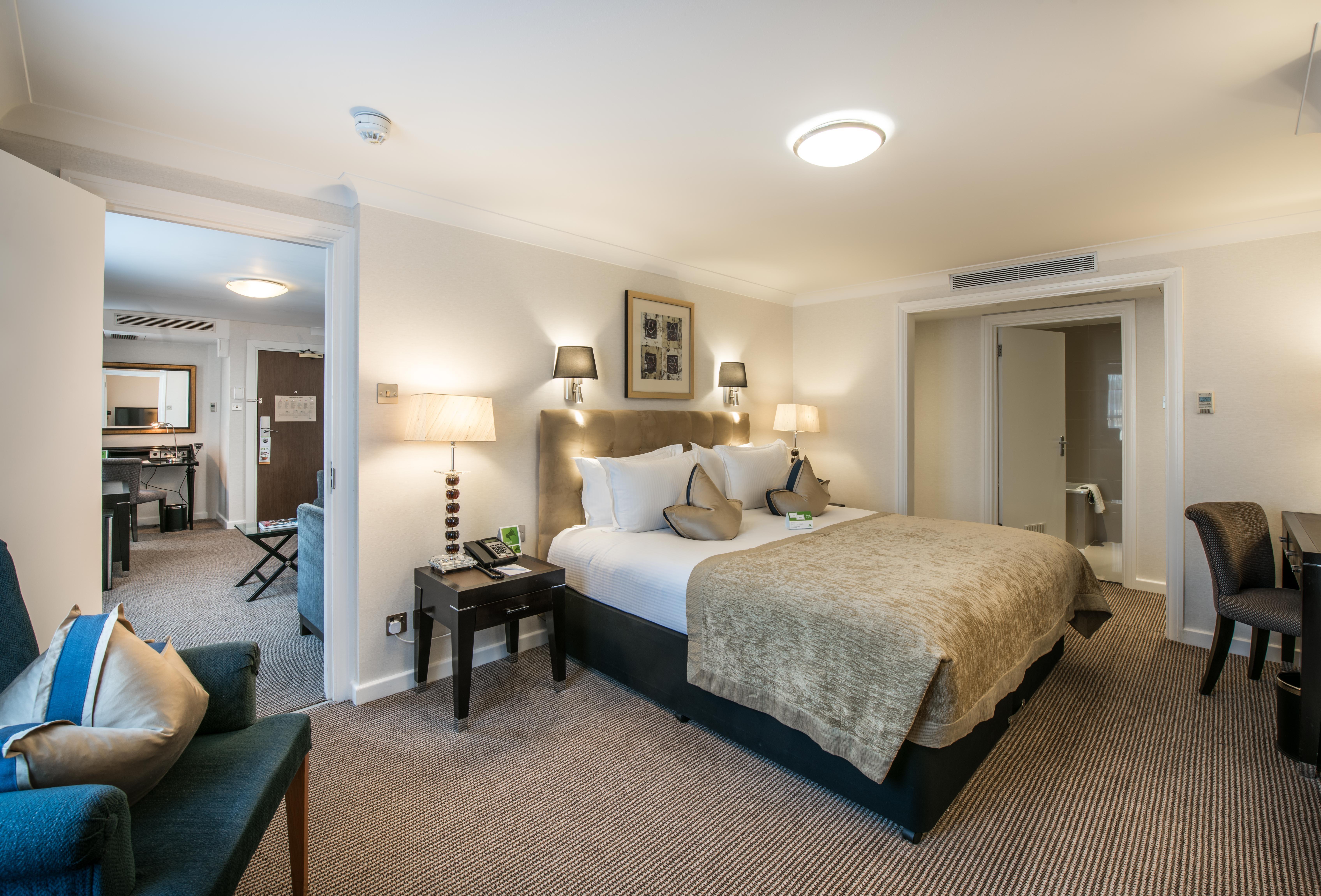 Kensington High St. By Ihg 4* Londres