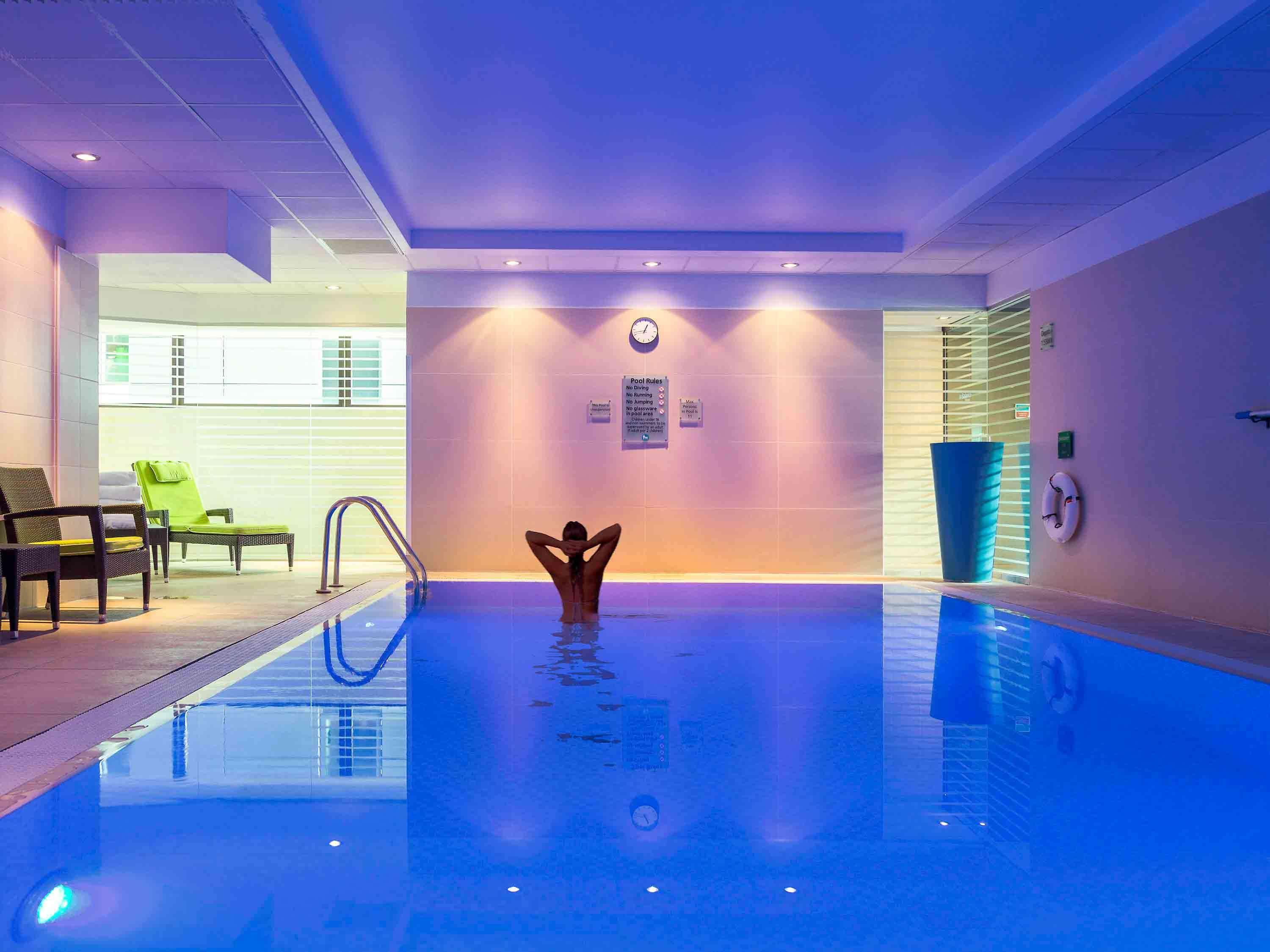 Novotel Paddington Hotel 4*