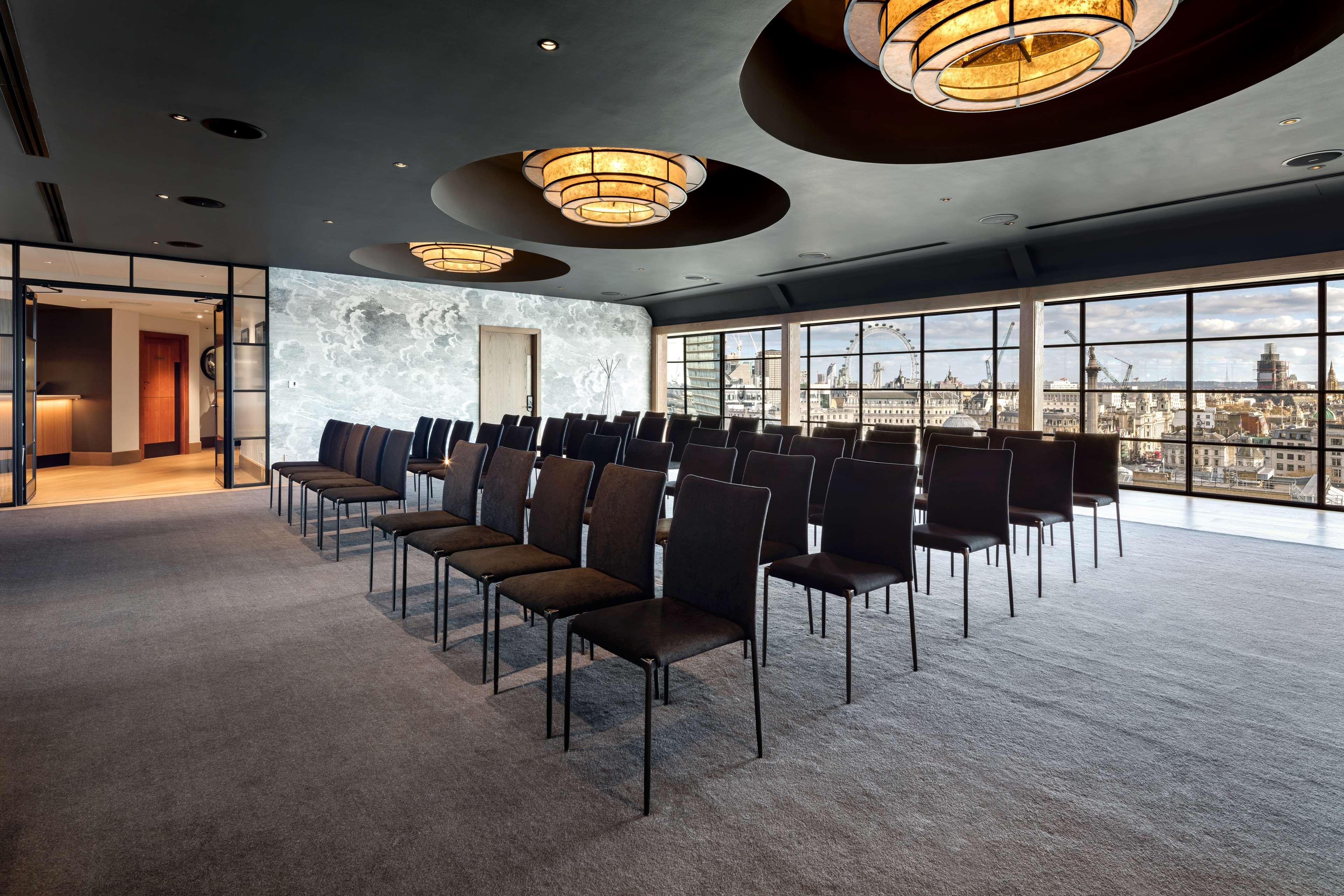Radisson Blu Hotel, Leicester Square - Formerly Hampshire Hotel London