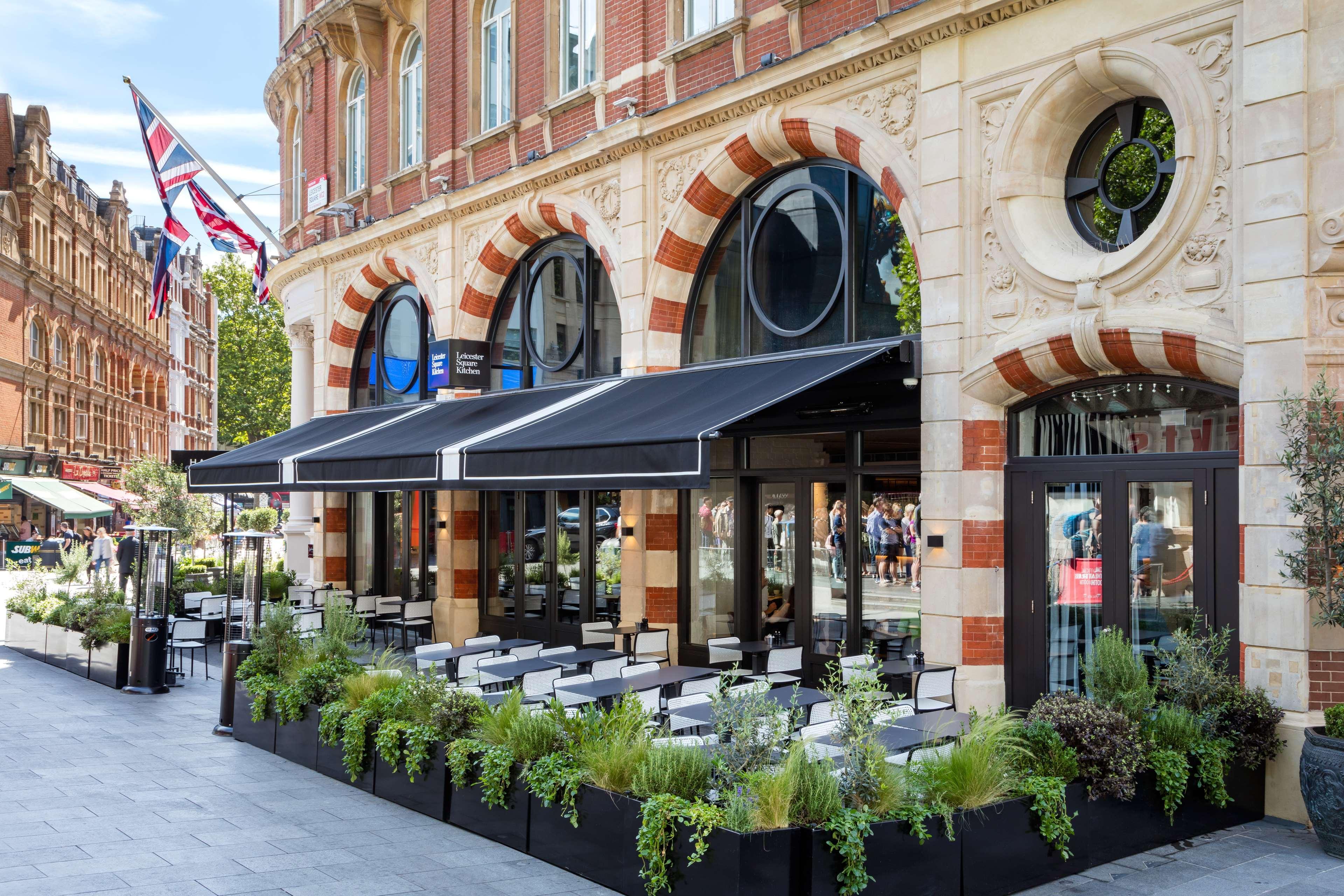 Radisson Blu Hotel, Leicester Square - Formerly Hampshire 5*